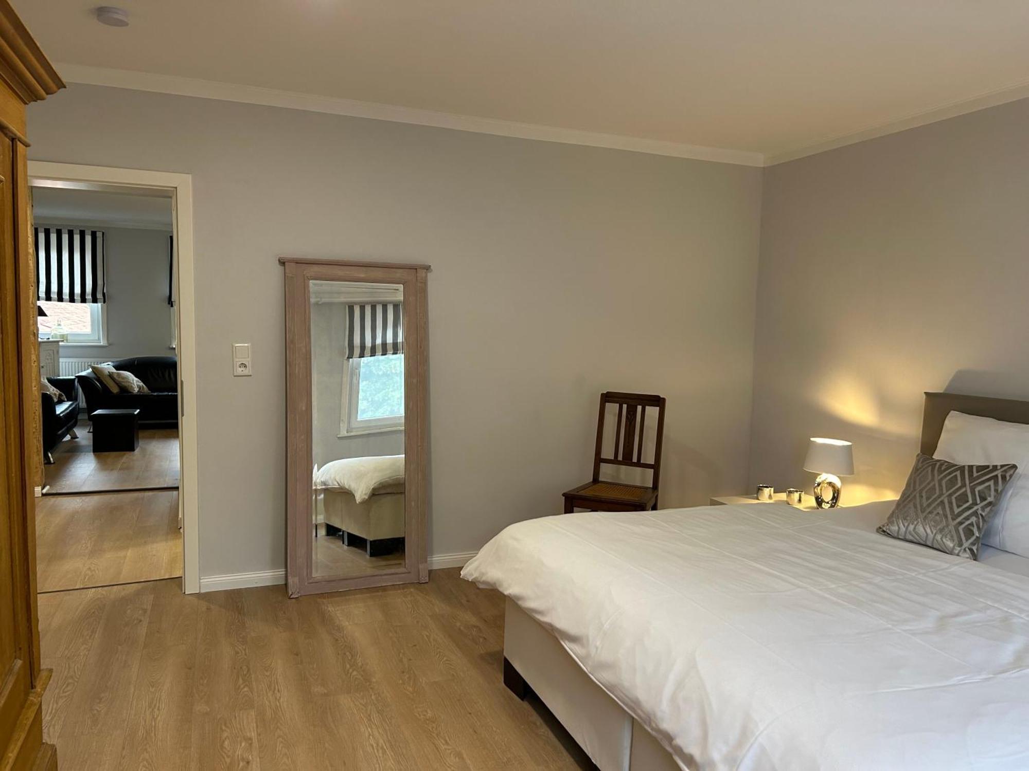 Gestorfer Koetnerhof Business Und Landlust Apartment Шпринге Екстериор снимка